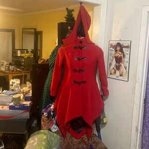 Women's Swallow Steampunk Victorian Trench Coat from the brand Xian Xian MEDIUM